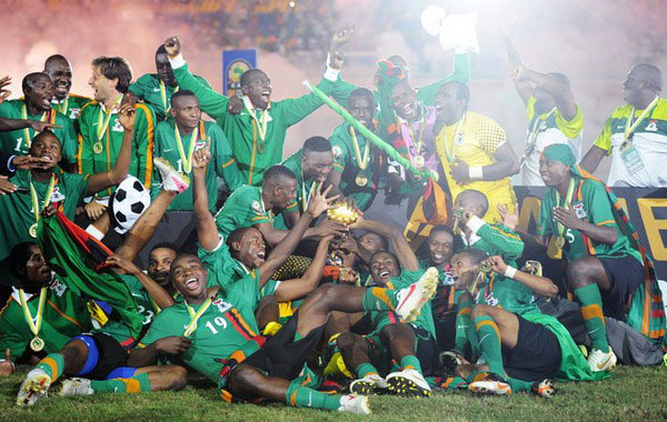 德尚：征召坎特不是为了凑数；孔德没上赛季耀眼，但我不担心（德尚：招入坎特并非凑数；孔德虽不如上季抢眼，我并不担忧）