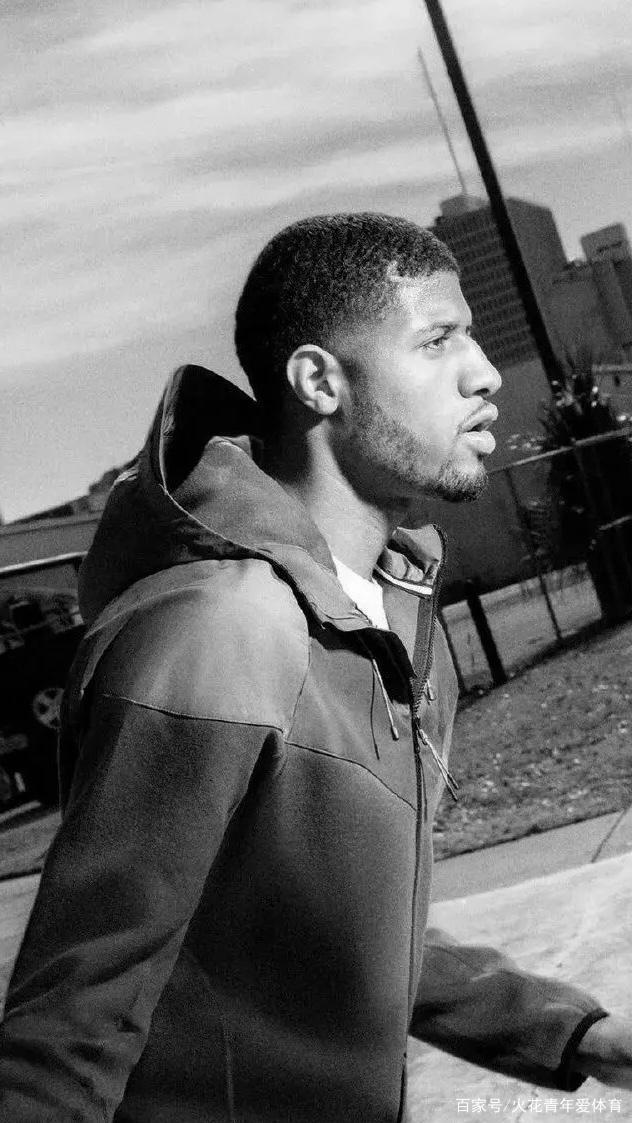 球色生香 ｜ 怀孕被赶出家门仍为戈贝尔生娃，超模级前女友到底图啥（球色生香 ｜ 超模级前女友怀孕被赶出家仍为戈贝尔生子，她究竟图什么？）