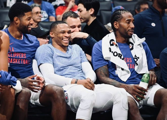 过往欧冠14次出现单赛季前6战全胜球队，最终仅2队夺冠（欧冠史上曾14次出现单季前6战全胜球队，最终仅两队问鼎冠军）