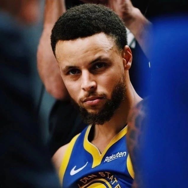 林德布拉德代表小红牛参加阿布扎比测试，明年进军F1（林德布拉德将代表小红牛出战阿布扎比测试，明年正式登陆F1）