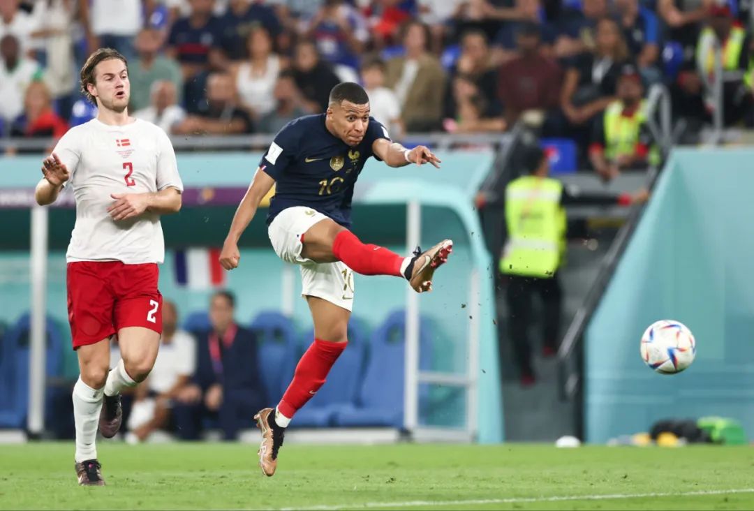 半场战报：萨索洛1-1比萨，马蒂奇建功，恩佐拉点射（半场快讯：萨索洛1-1比萨，马蒂奇破门，恩佐拉点射）