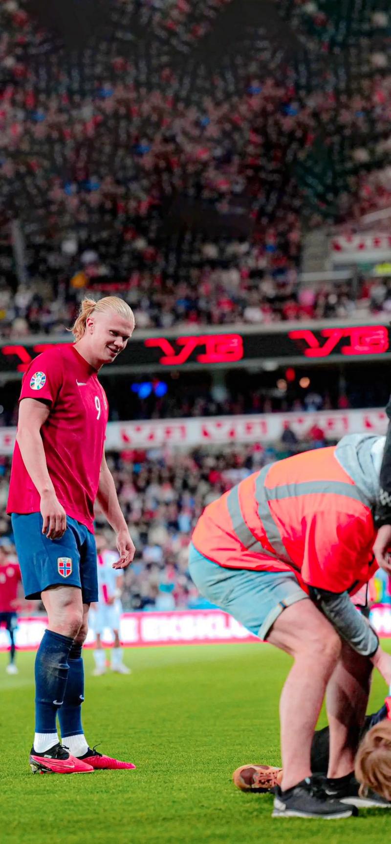 孔蒂：球员承担责任展现了成长，此刻我们不怕任何事物任何人（孔蒂：球员敢担责体现成长，当下我们不惧任何挑战与对手）