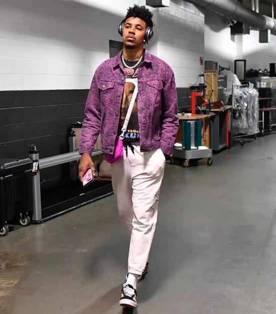 明天15：30主场收官，和传奇队长弗兰克说再见（明日15：30主场谢幕，与传奇队长弗兰克告别）